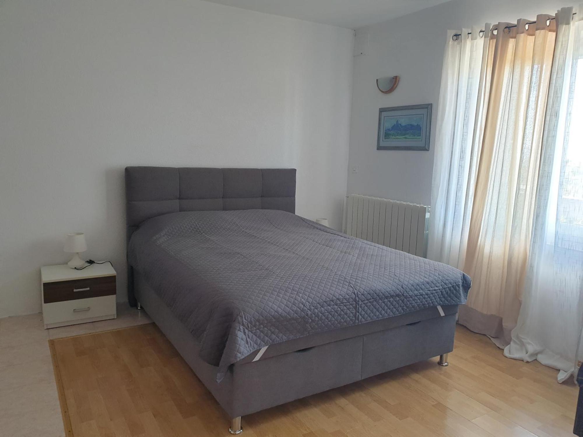 Rooms With A Parking Space Krk - 13553 Vrh  Phòng bức ảnh